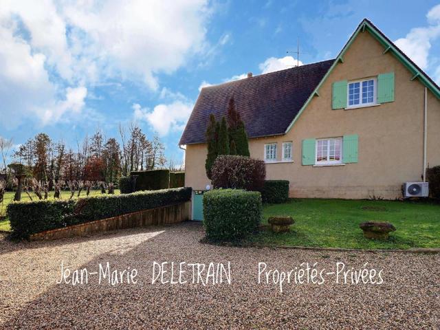 Maison 7 pièce s 155 m2 avec piscine