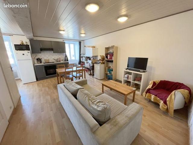 Maison 7 pièces 104 m²