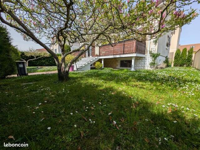 Maison 7 pièces 106 m²