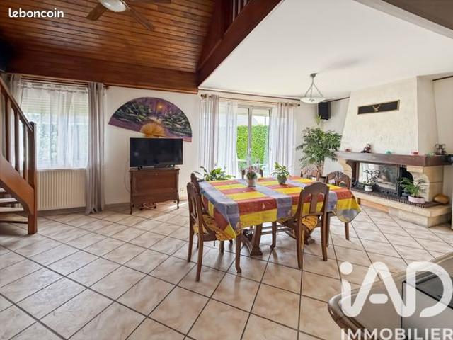 Maison 7 pièces 106 m²