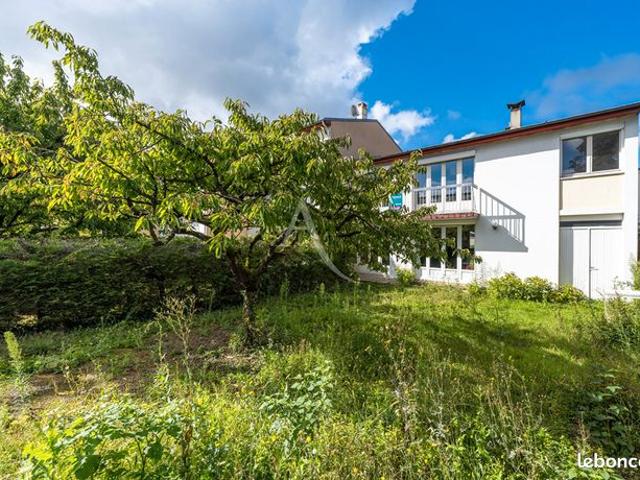 Maison 7 pièces 106 m²