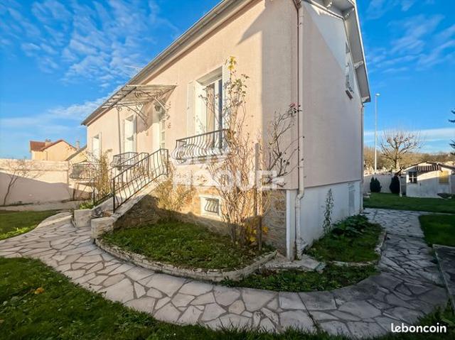 Maison 7 pièces 100 m²