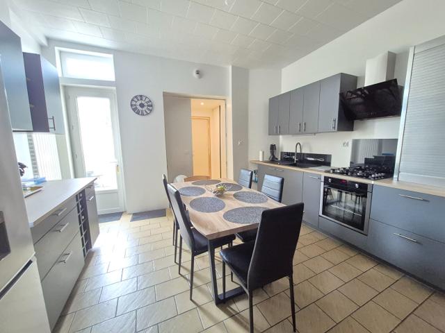 Maison 7 pièces 100 m²