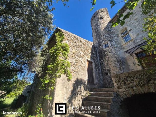 Maison 7 pièces 100 m²