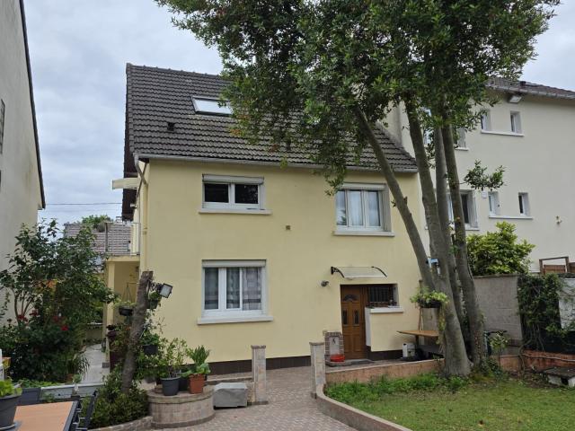Maison 7 pièces 114 m²