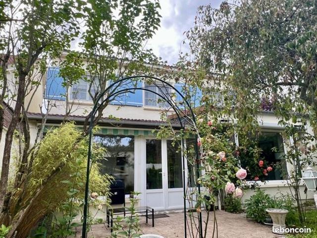 Maison 7 pièces 114 m²