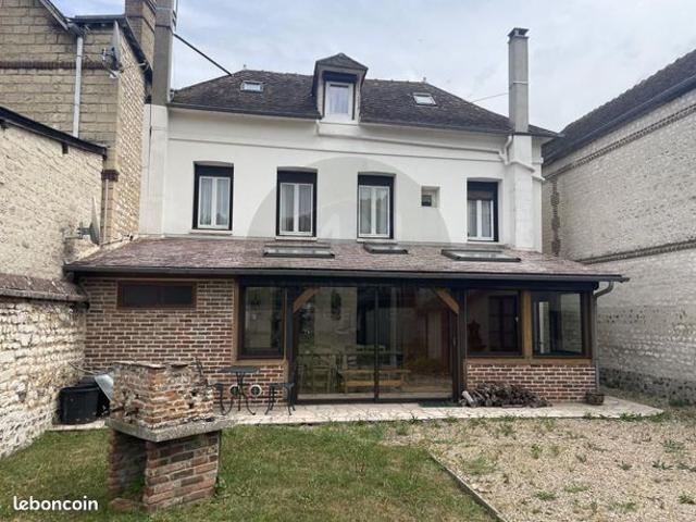 Maison 7 pièces 115 m²