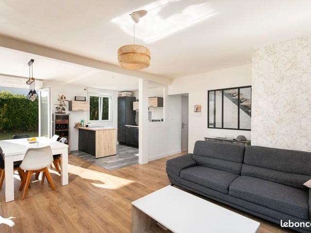 Maison 7 pièces 115 m²