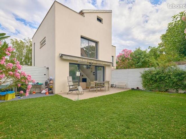 Maison 7 pièces 115 m²