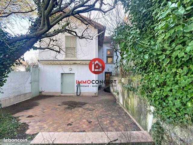 Maison 7 pièces 115 m²