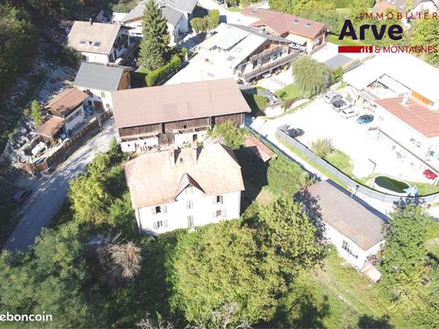 Maison 7 pièces 1160 m²
