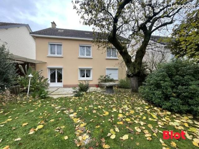 Maison 7 pièces 117 m²