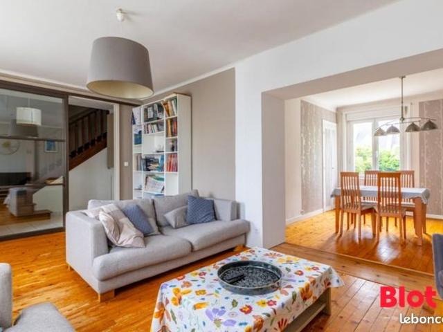 Maison 7 pièces 119 m²