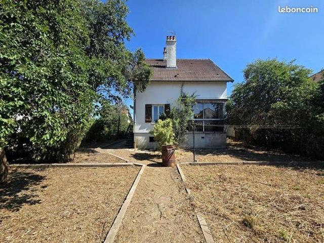 Maison 7 pièces 110 m²