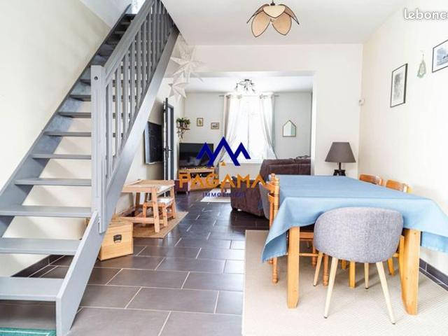 Maison 7 pièces 136 m²