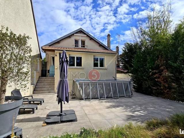 Maison 7 pièces 110 m²
