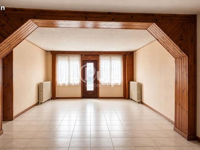 Maison 7 pièces 110 m²