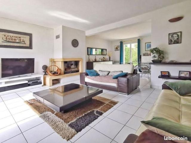 Maison 7 pièces 110 m²