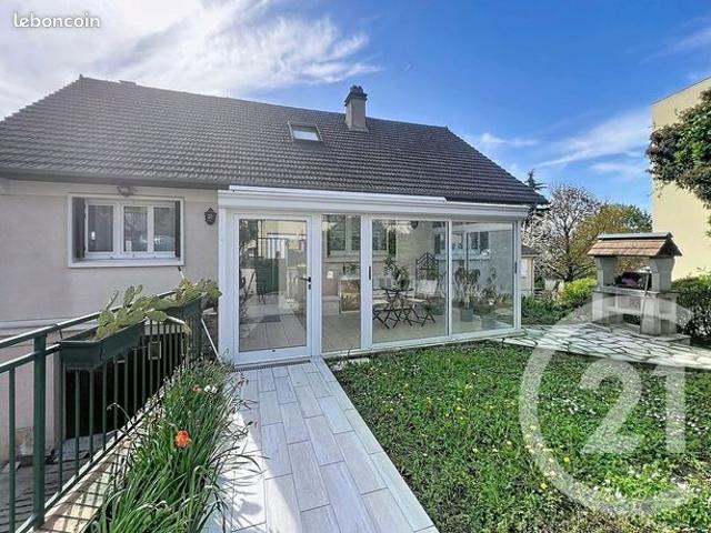 Maison 7 pièces 112 m²