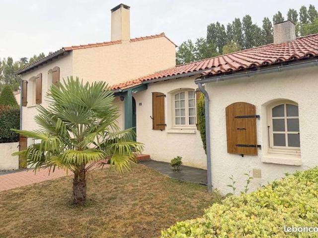 Maison 7 pièces 126 m²