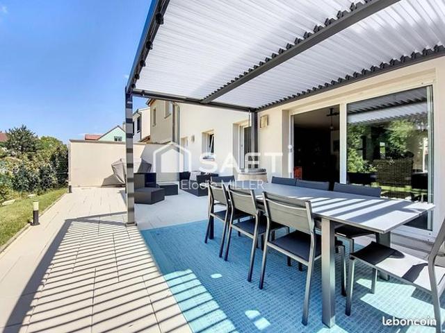 Maison 7 pièces 126 m²