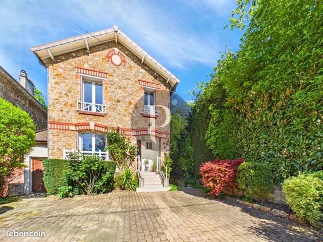Maison 7 pièces 127 m²