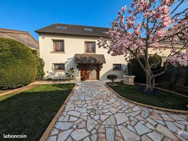 Maison 7 pièces 128 m²