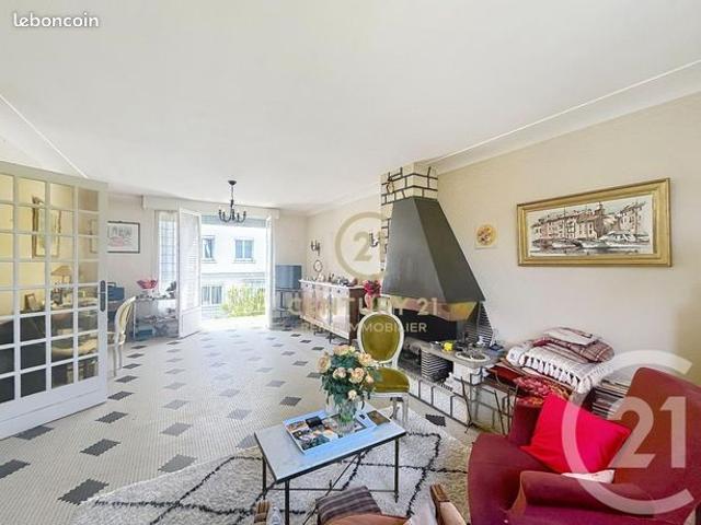 Maison 7 pièces 120 m²