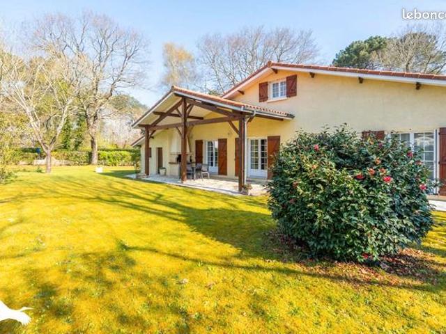 Maison 7 pièces 120 m²