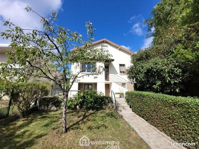 Maison 7 pièces 120 m²