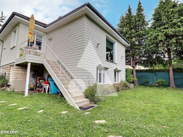 Maison 7 pièces 120 m²