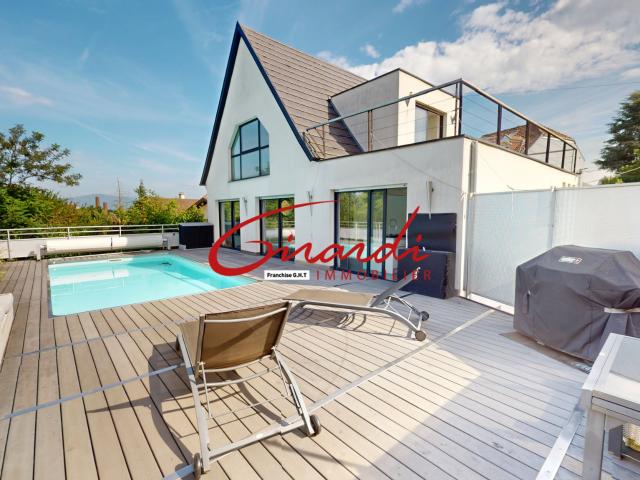 Maison 7 pièces 150 m²