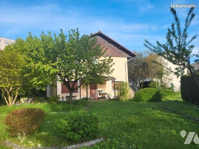 Maison 7 pièces 120 m²