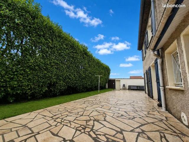 Maison 7 pièces 120 m²