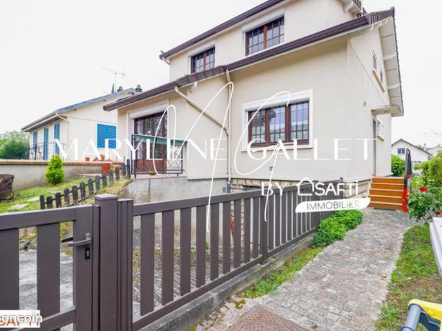 Maison 7 pièces 121 m²