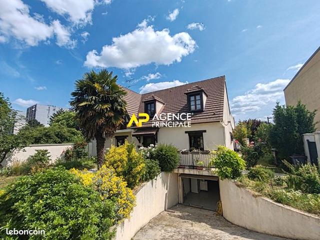 Maison 7 pièces 121 m²