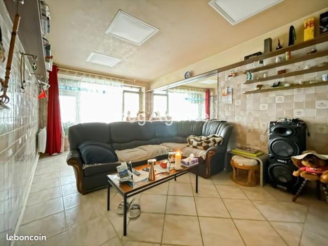 Maison 7 pièces 121 m²