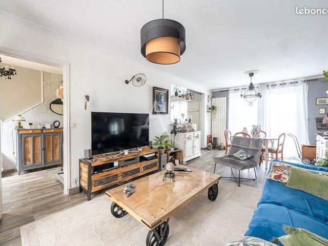 Maison 7 pièces 121 m²