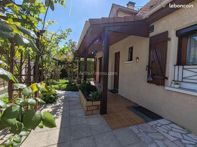 Maison 7 pièces 121 m²
