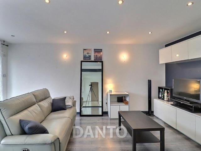 Maison 7 pièces 121 m²