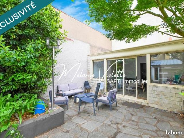 Maison 7 pièces 121 m²