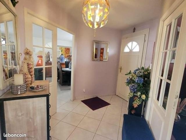 Maison 7 pièces 122 m²