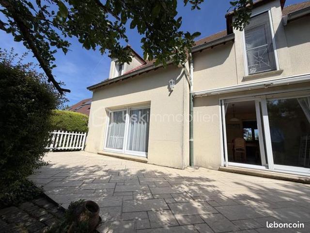 Maison 7 pièces 134 m²