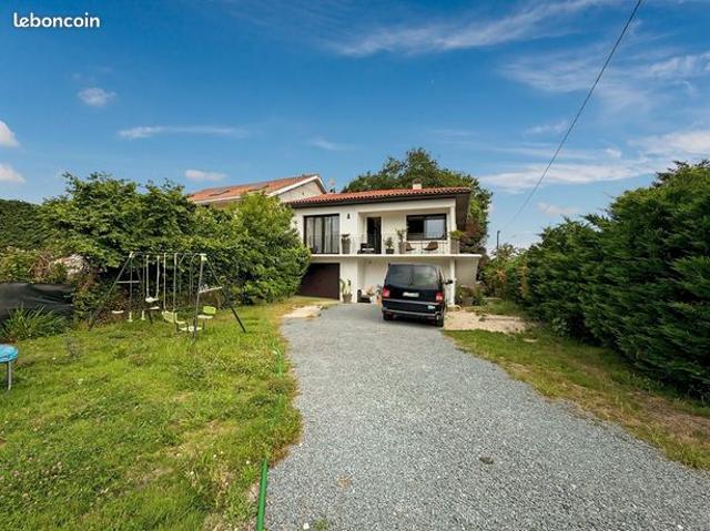 Maison 7 pièces 134 m²