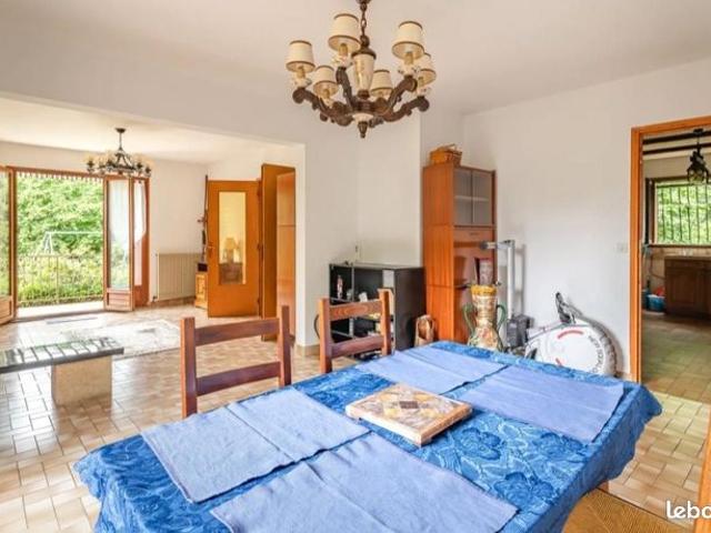 Maison 7 pièces 134 m²