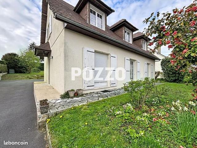 Maison 7 pièces 134 m²