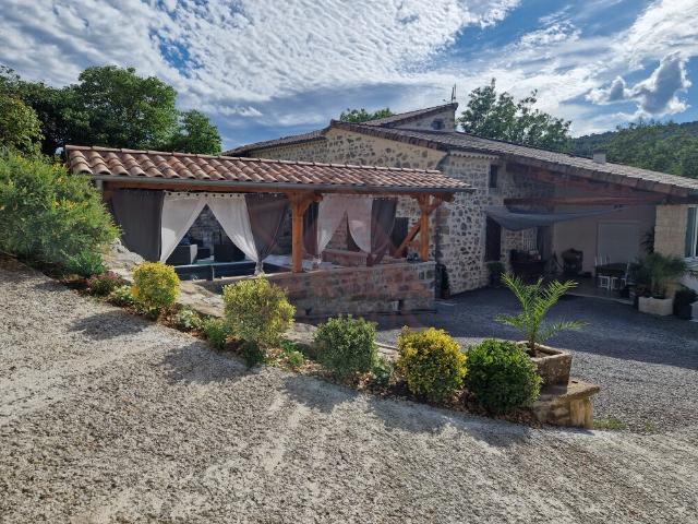 Maison 7 pièces 134 m²