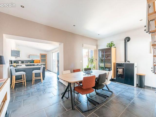 Maison 7 pièces 134 m²