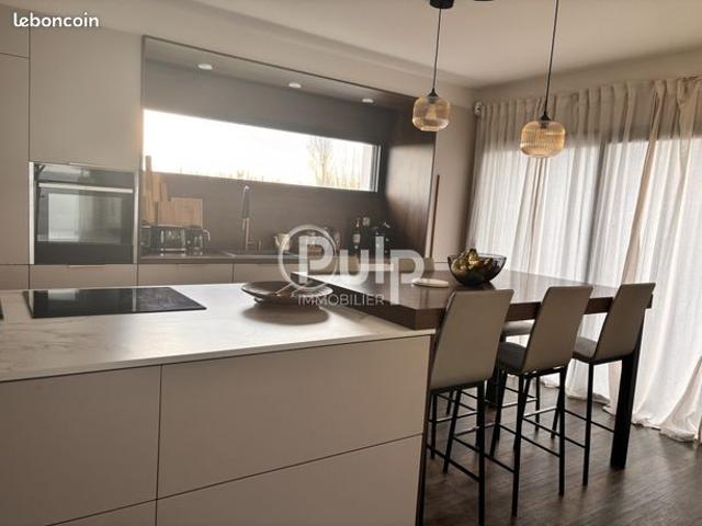 Maison 7 pièces 134 m²