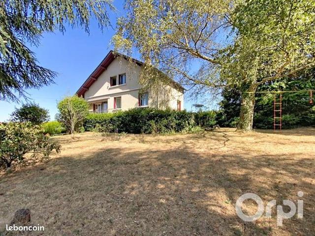 Maison 7 pièces 134 m²